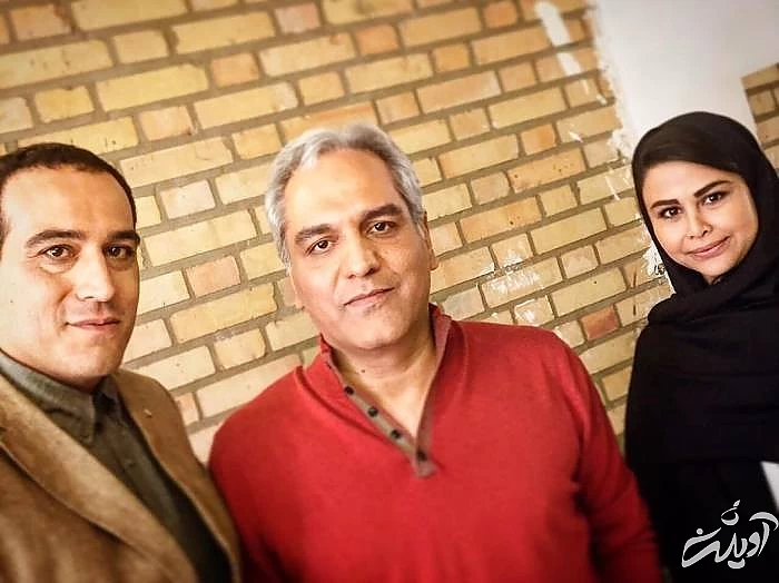 یاسمینا باهر و همسرش در کنار مهران مدیری یاسمینا باهر و همسرش